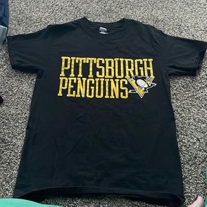 Youth Pittsburgh Penguins Tshirt like new